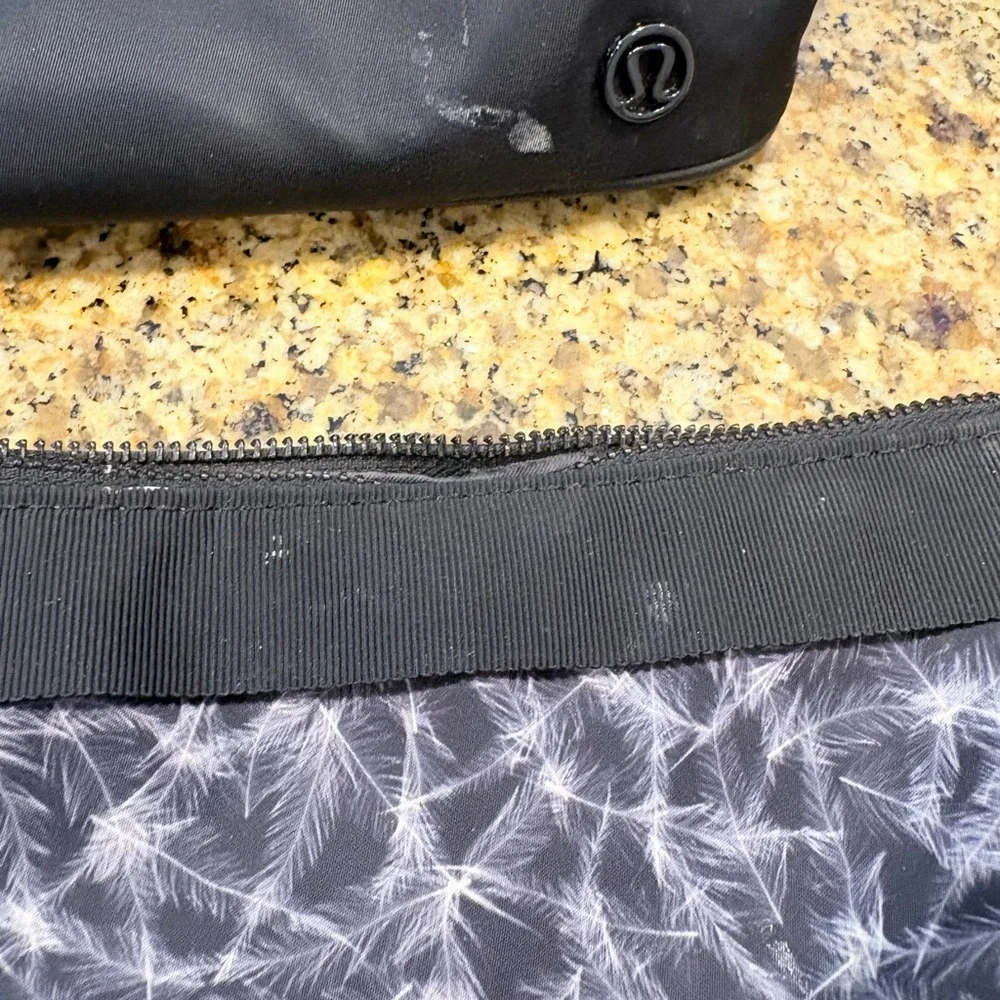 Lululemon Black Gray Feather Print Makeup Bag and Pouch Travel Gym Vanity Case - Picture 2 of 10